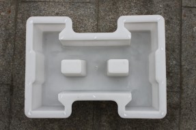 預制護坡模具該怎么養護？